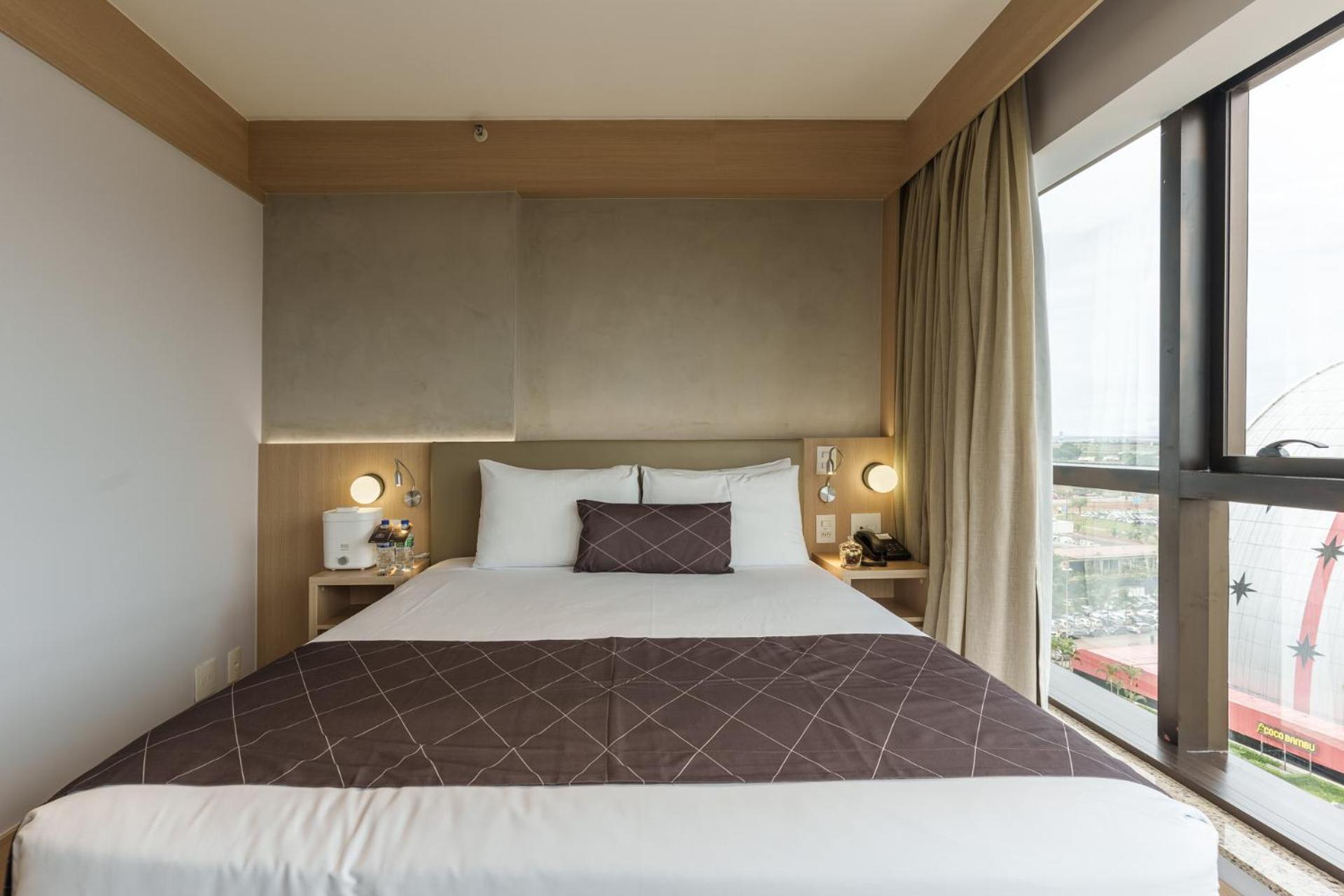 Cullinan Hplus Premium Бразилиа Номер фото