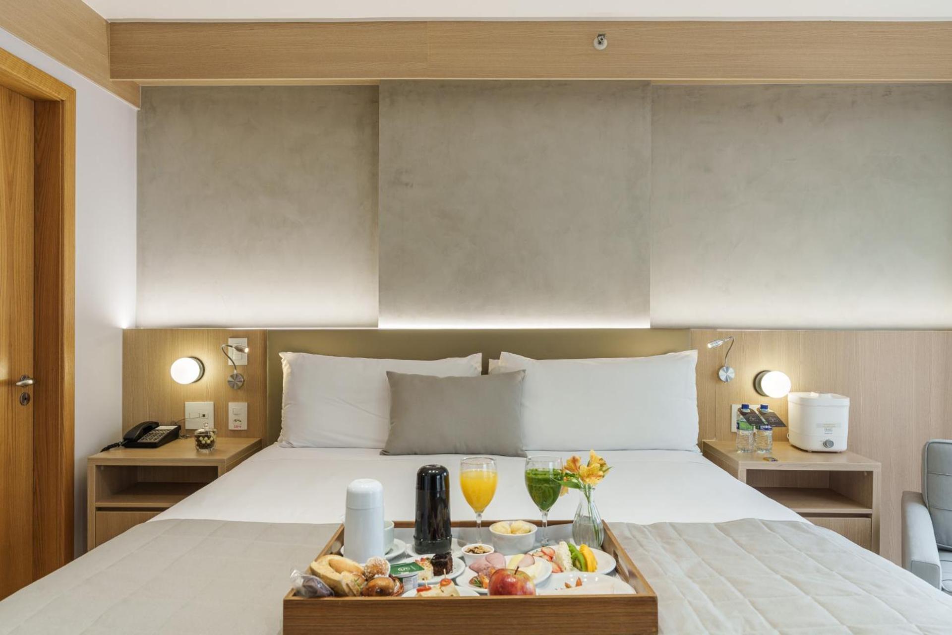 Cullinan Hplus Premium Бразилиа Номер фото